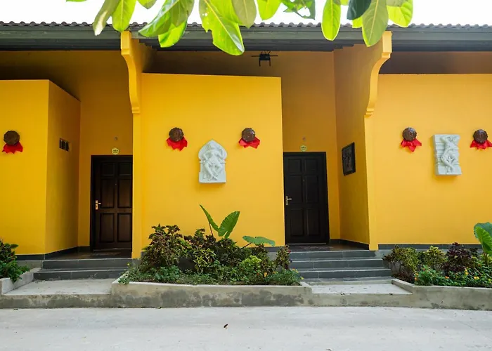 Hoi An Hotel - Suoi Luong - Hai Van Park